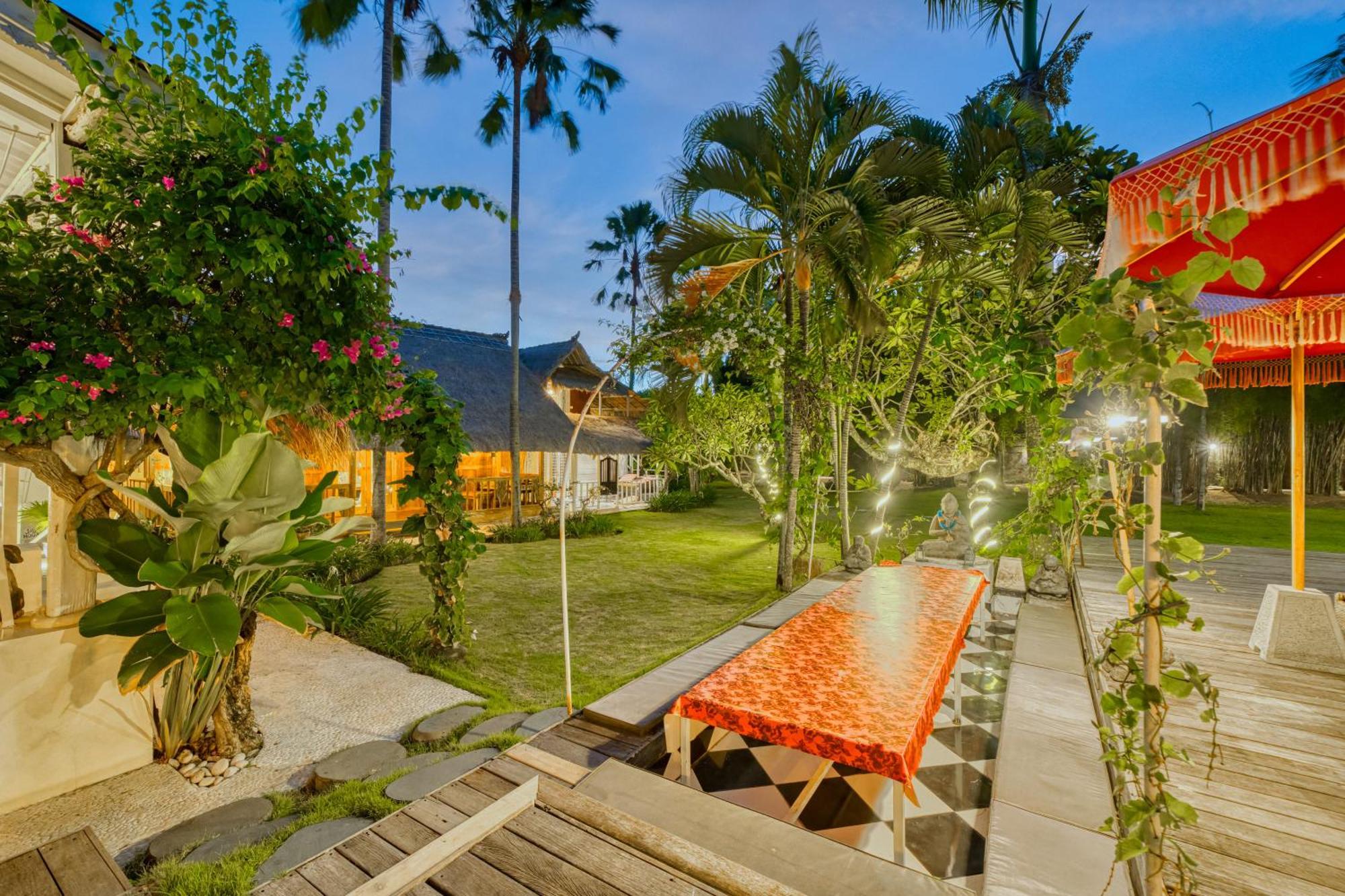 Villa Kalis, 10 Bedroom Family And Group Villa Seminyak  Luaran gambar