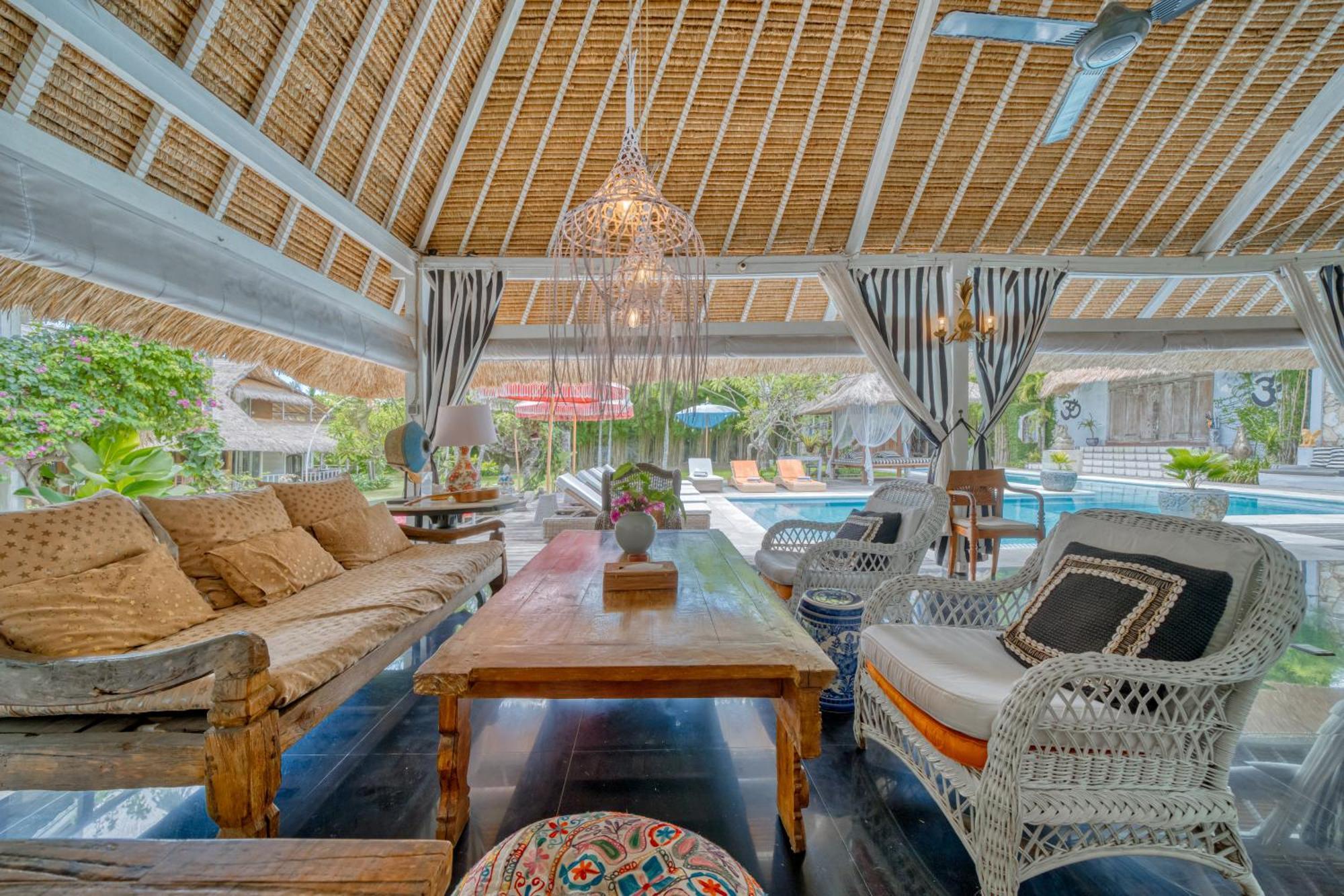 Villa Kalis, 10 Bedroom Family And Group Villa Seminyak  Luaran gambar