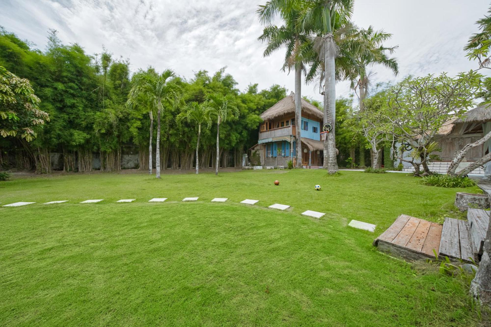 Villa Kalis, 10 Bedroom Family And Group Villa Seminyak  Luaran gambar