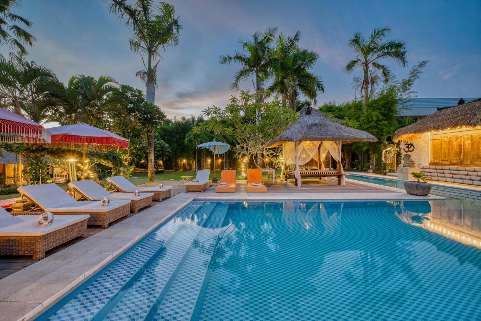 Villa Kalis, 10 Bedroom Family And Group Villa Seminyak  Luaran gambar