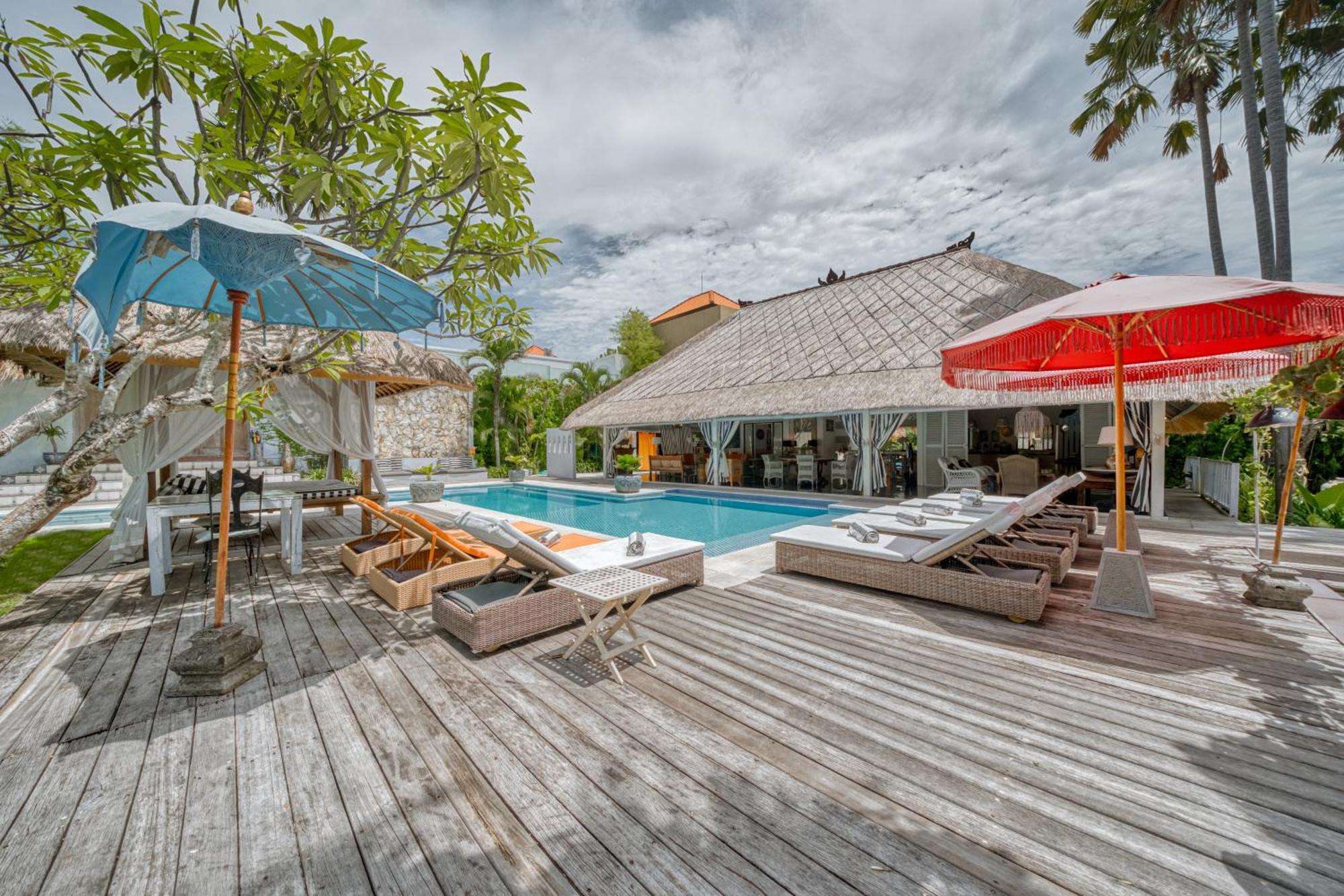 Villa Kalis, 10 Bedroom Family And Group Villa Seminyak  Luaran gambar