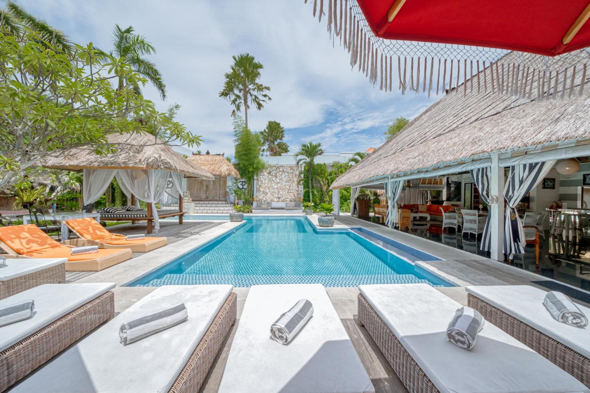 Villa Kalis, 10 Bedroom Family And Group Villa Seminyak  Luaran gambar